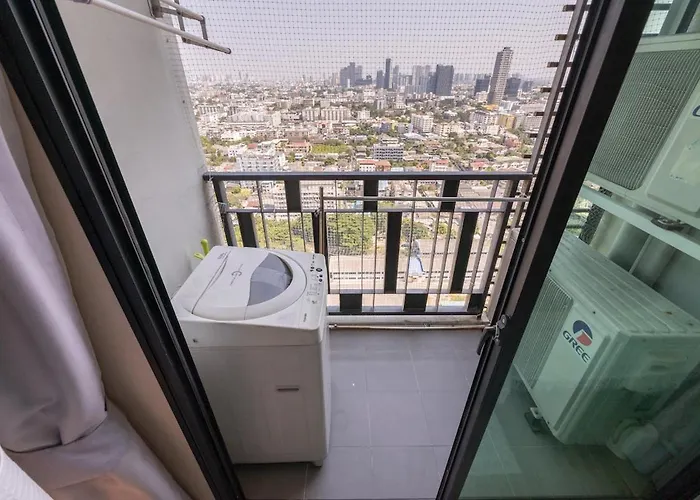 2bed 2bath Luxuryonnutbtse9 60sqmt Gympoolnetflix 2mins To Bts