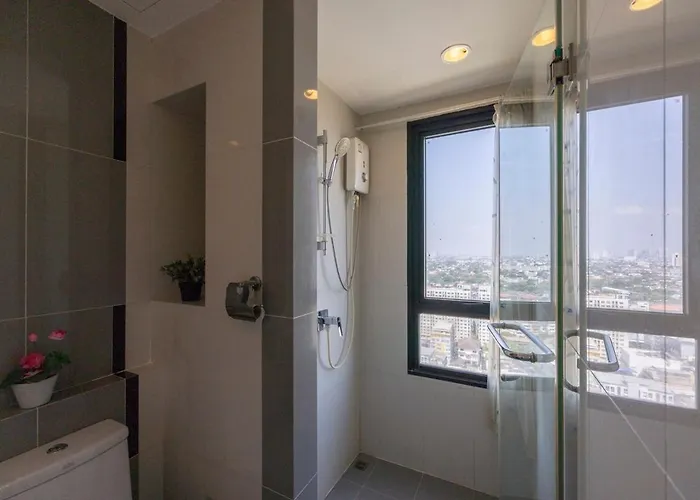 2bed 2bath Luxuryonnutbtse9 60sqmt Gympoolnetflix 2mins To Bts